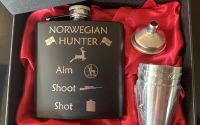 Norwegian Hunter Lommelerke sett fra Silver-Fox